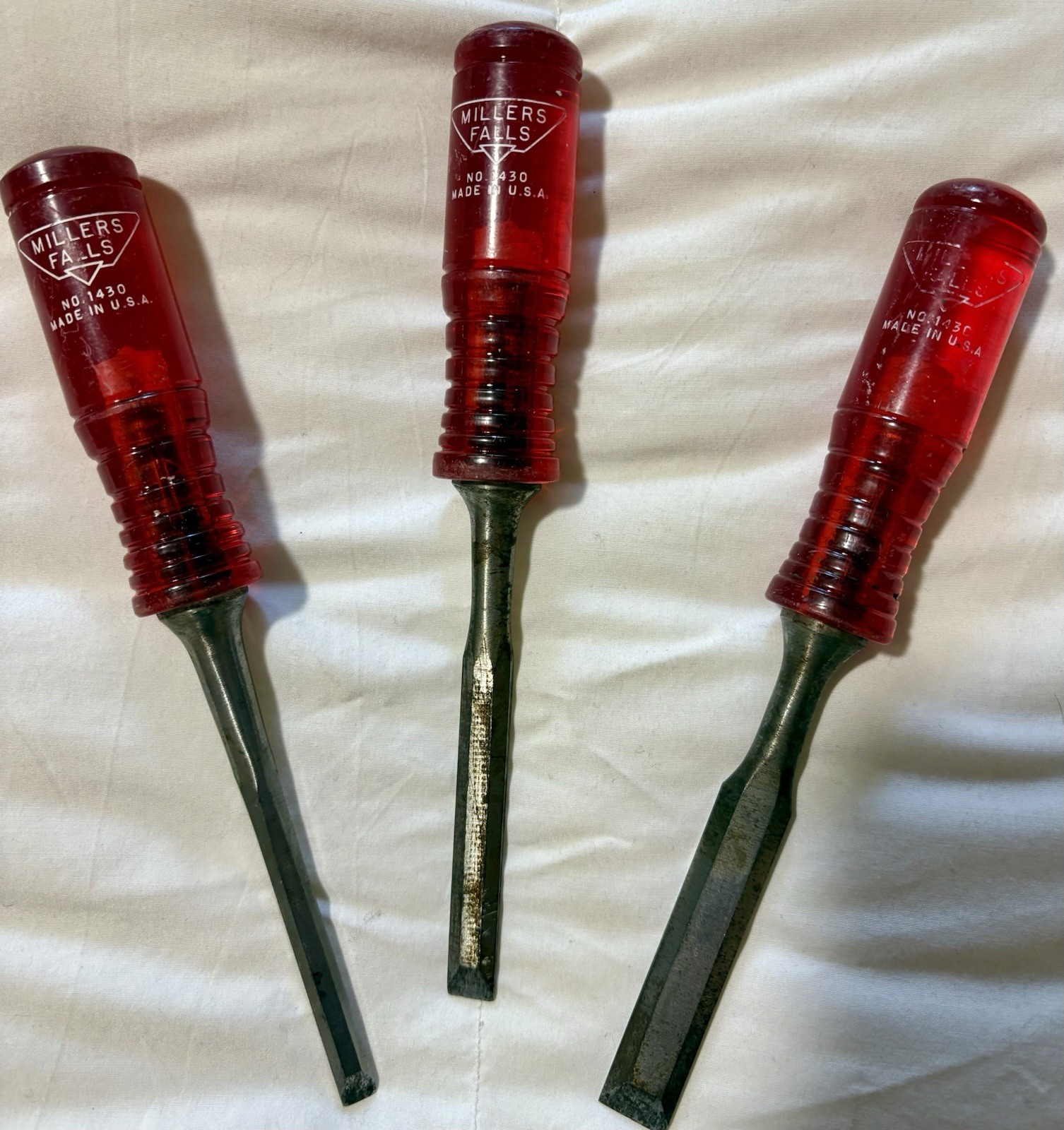 Vintage Millers Falls 1430 Red Permaloid Chisels Cellulose Acetate Thermoplastic