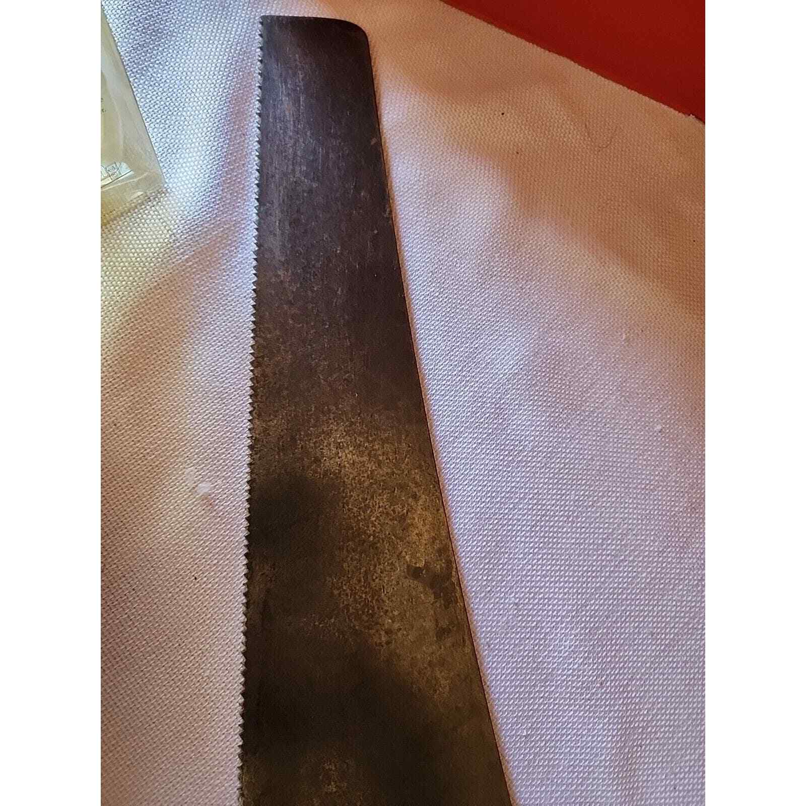 Vintage Distressed Warranted Superior hand saw 26″ keystone Lodge Rustic Decor
