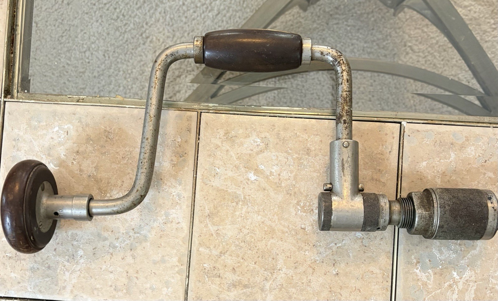 North Bros. YANKEE Vintage No. 2101 – 10in. Hand Drill Brace Working