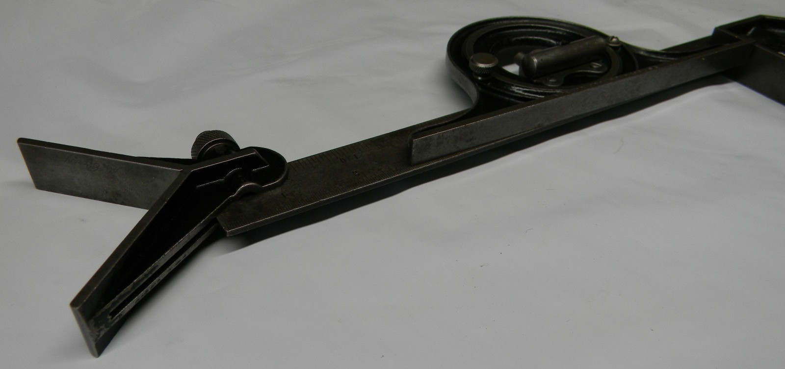 VINTAGE UNION TOOL CO MACHINISTS 12″ RULE & COMBINATION SQUARE AND PROTRACTOR