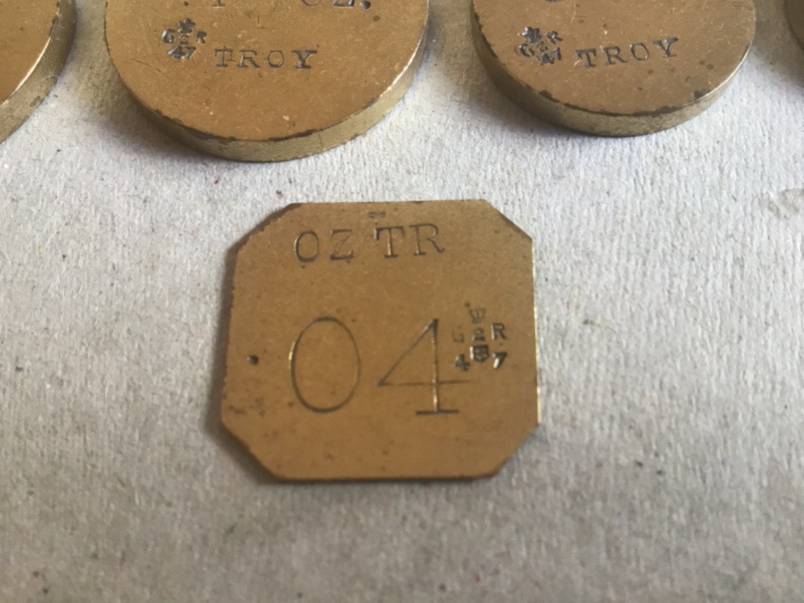 Antique Unusual Rare G2R George II Brass Troy Oz Weights .. Coin Silver Gold ..