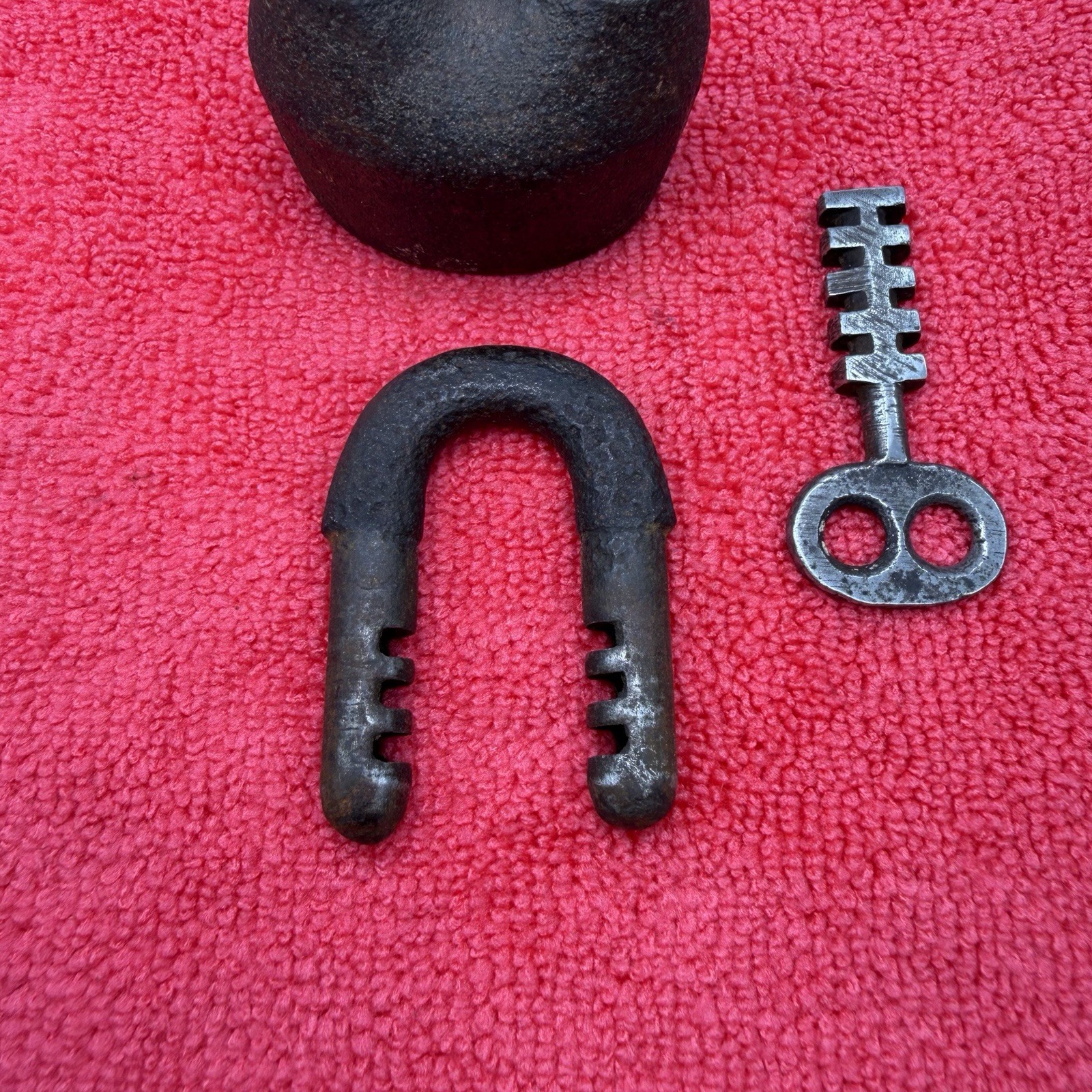 Antique Cast Iron Scandinavian Padlock Vintage jail lock with Key TESTED WORKS