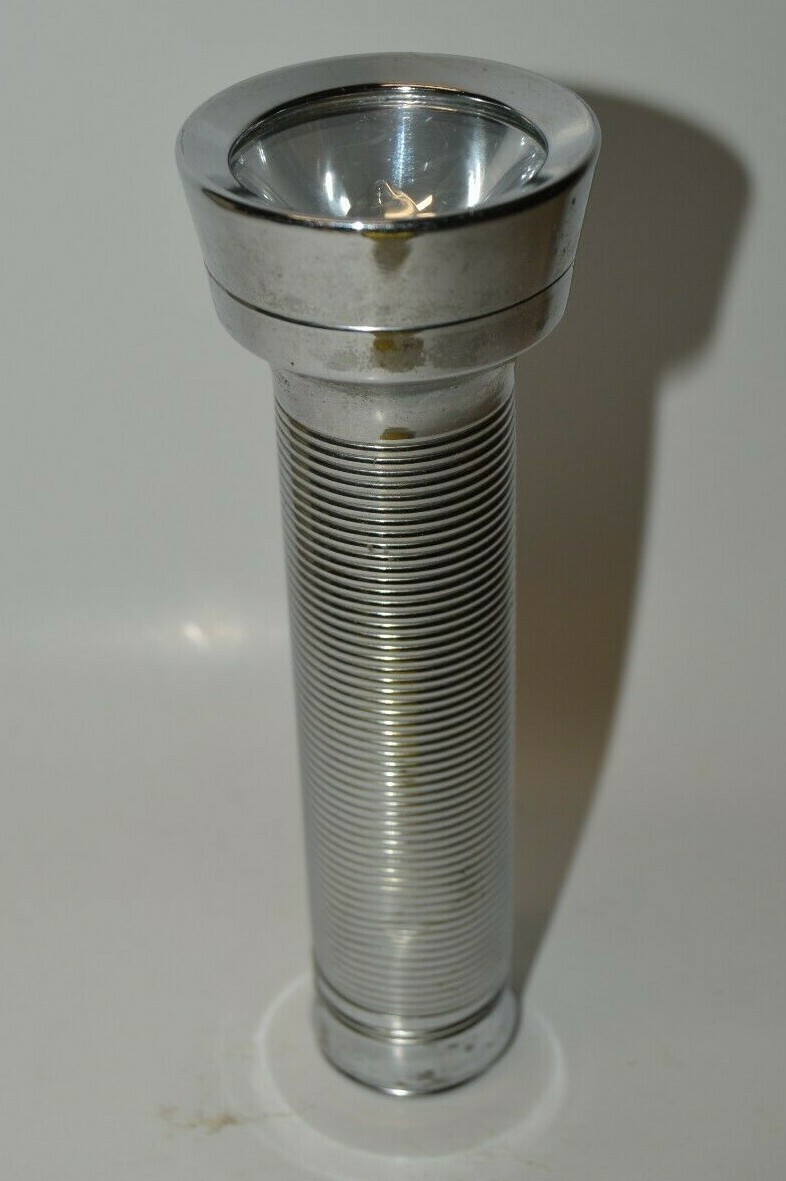 Vintage Eveready CAPTAIN Steel Silver Tone Metal Small Working Flashlight MINTY