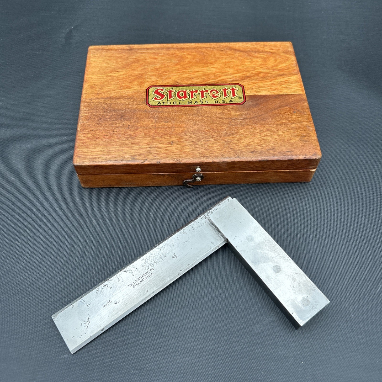 L.S. STARRETT No. 55 6″ PRECISION STEEL SQUARE W WOOD BOX USA