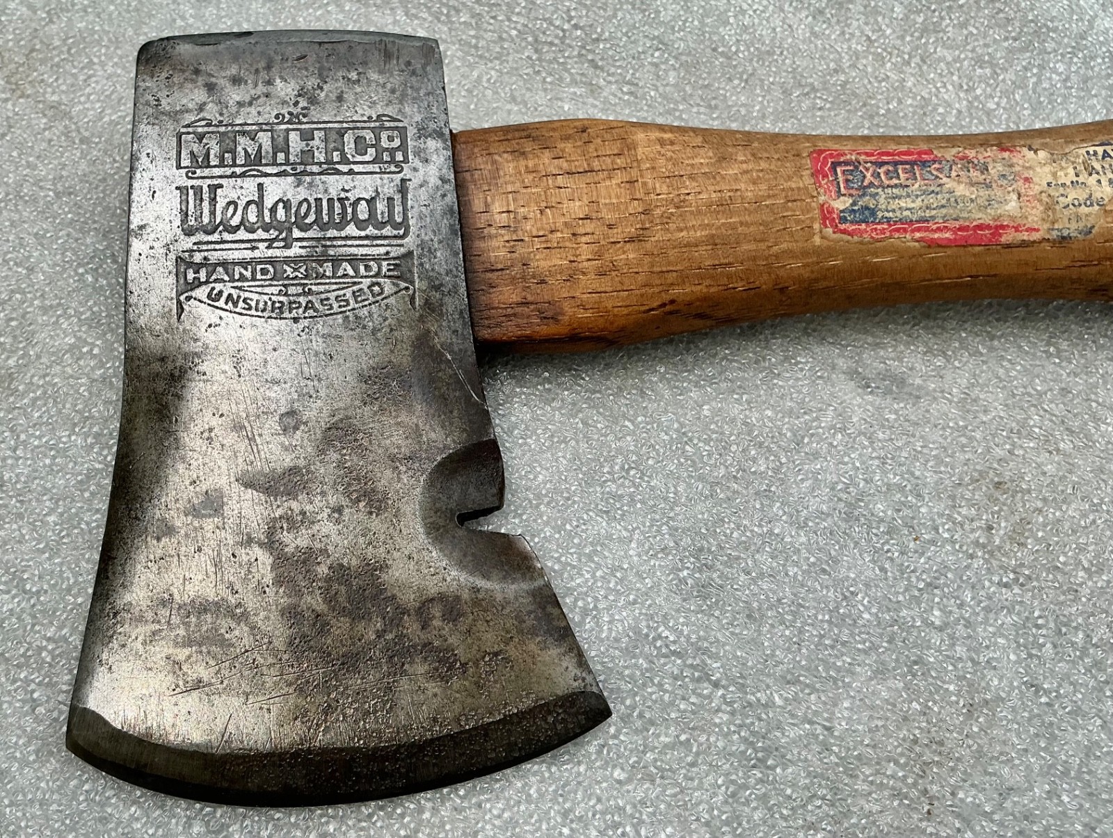VTG MORLEY MURPHY CO. WEDGEWAY HANDMADE CAMP AXE EMBOSSED GREEN BAY WISCONSIN