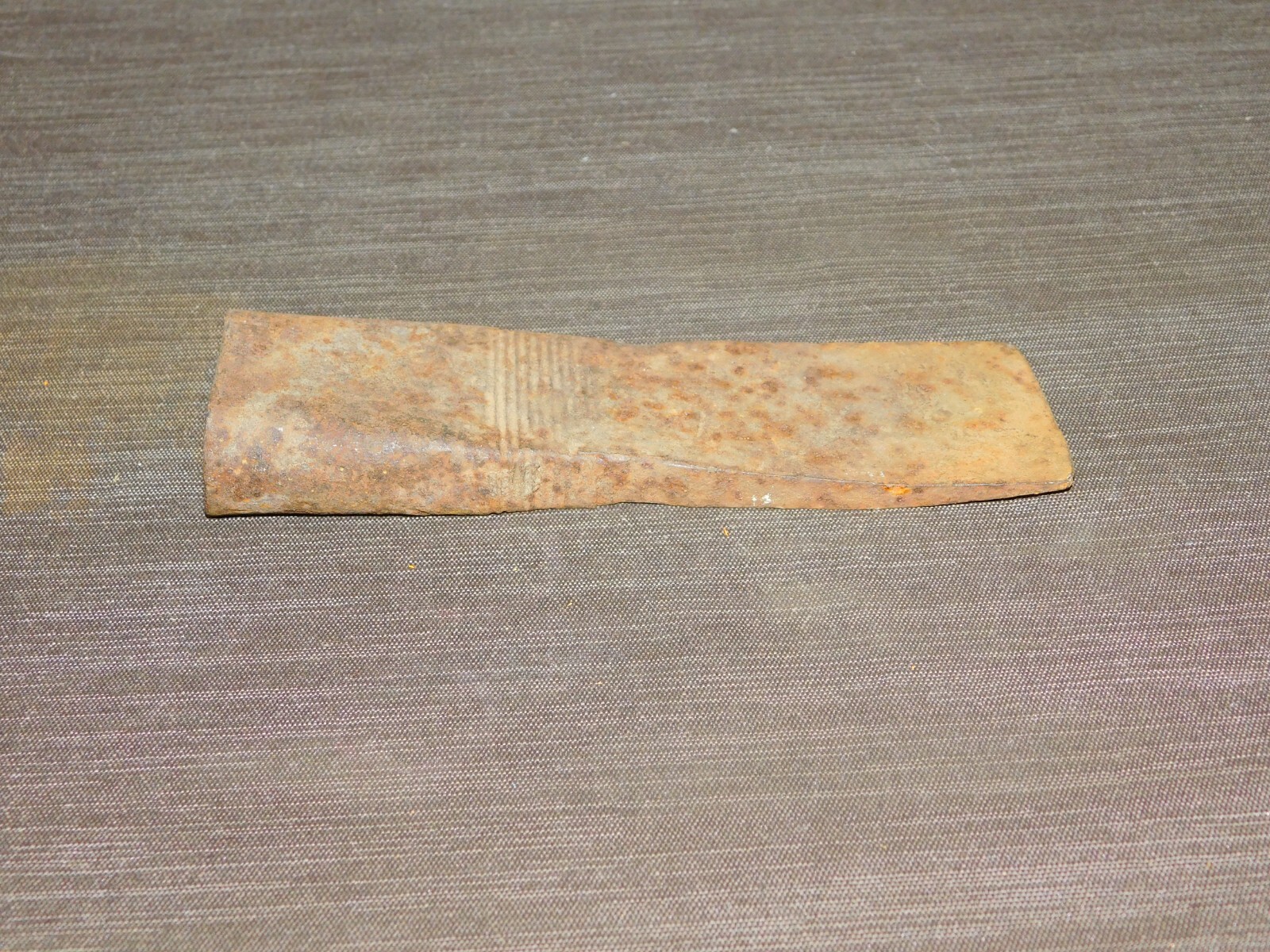 VINTAGE PIONEER TOOL 6 3/4″ LONG IRON AXE ADZE HEAD