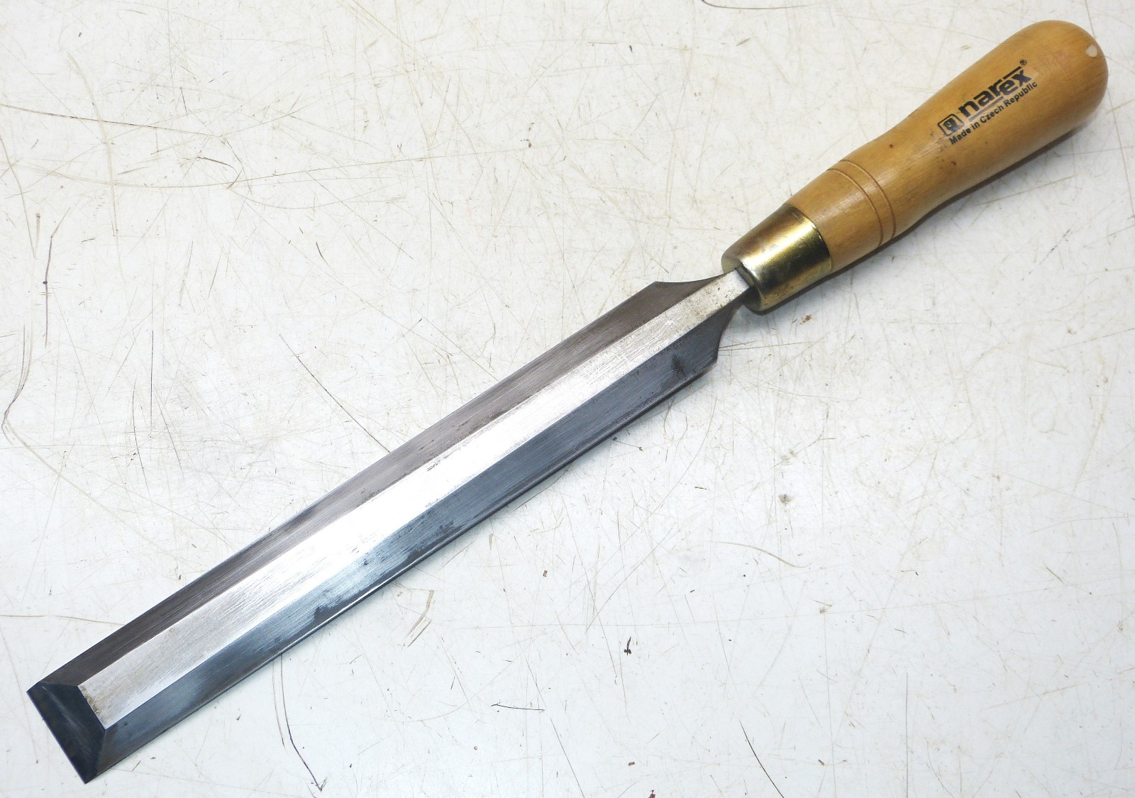 Long 1¼”(32mm) Narex Paring Chisel INV18789
