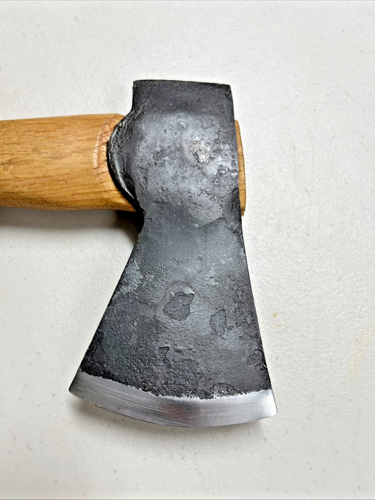 Hults Bruk Jonaker Hatchet; 1 lb 6 oz; 9 1/2″ handle; Sheath; Gransfors Axe