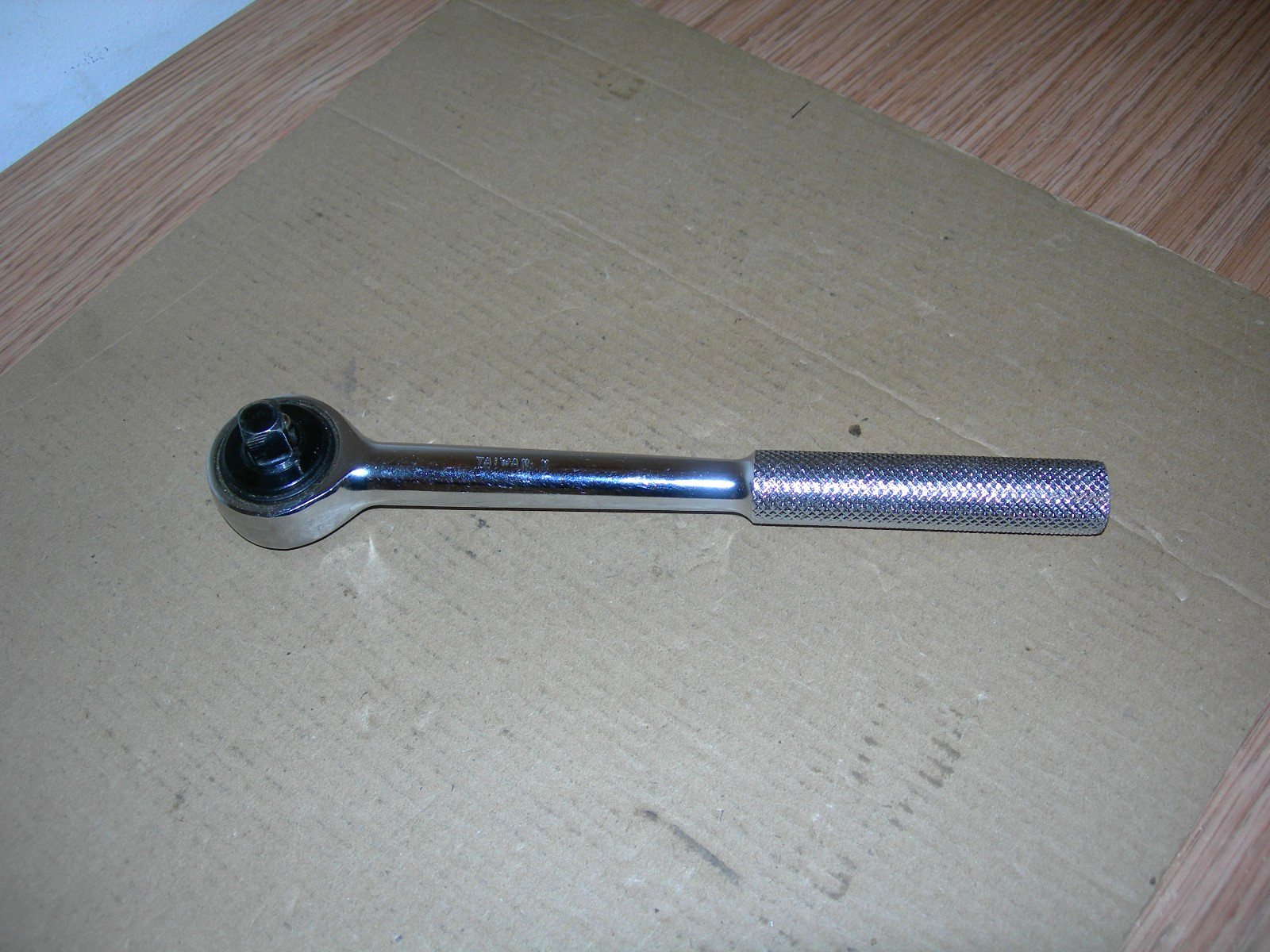 Sears Ratchet Socket Wrench 43786, 3/8in Drive Knurled Handle Tool 8″ long