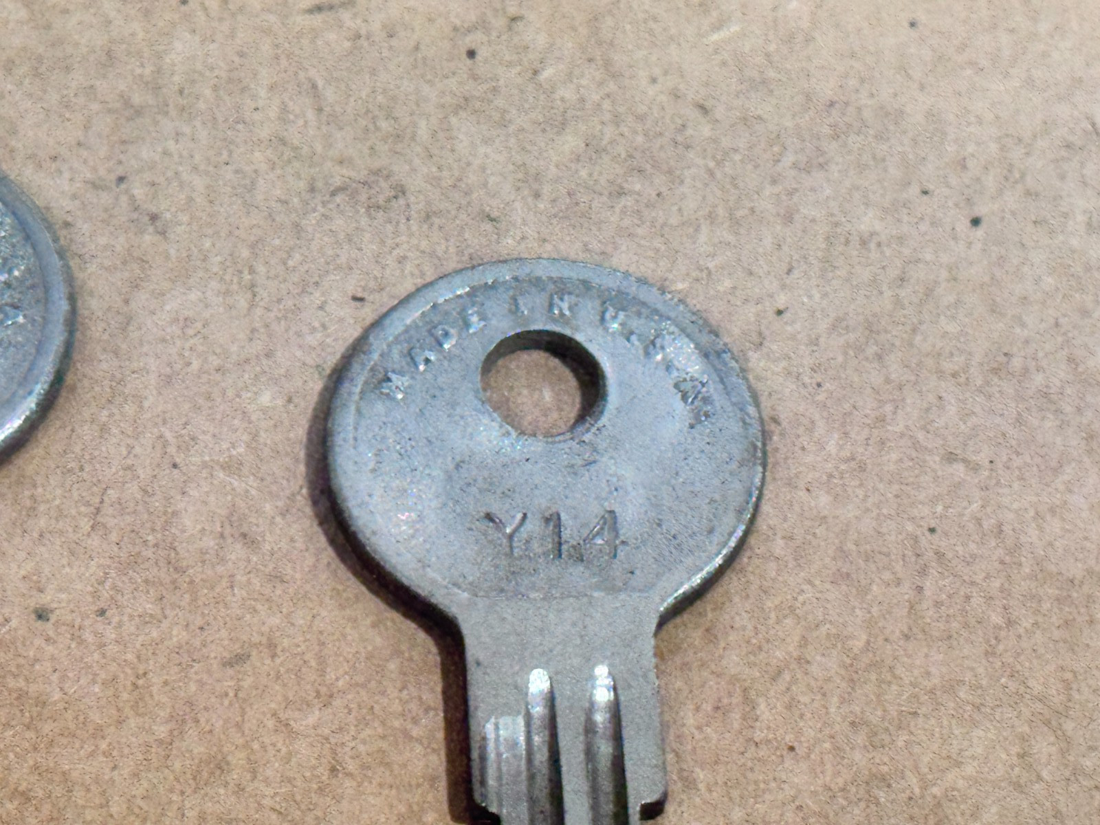 Lot of 2 Vintage Curtis Blank Keys Y-14 Uncut