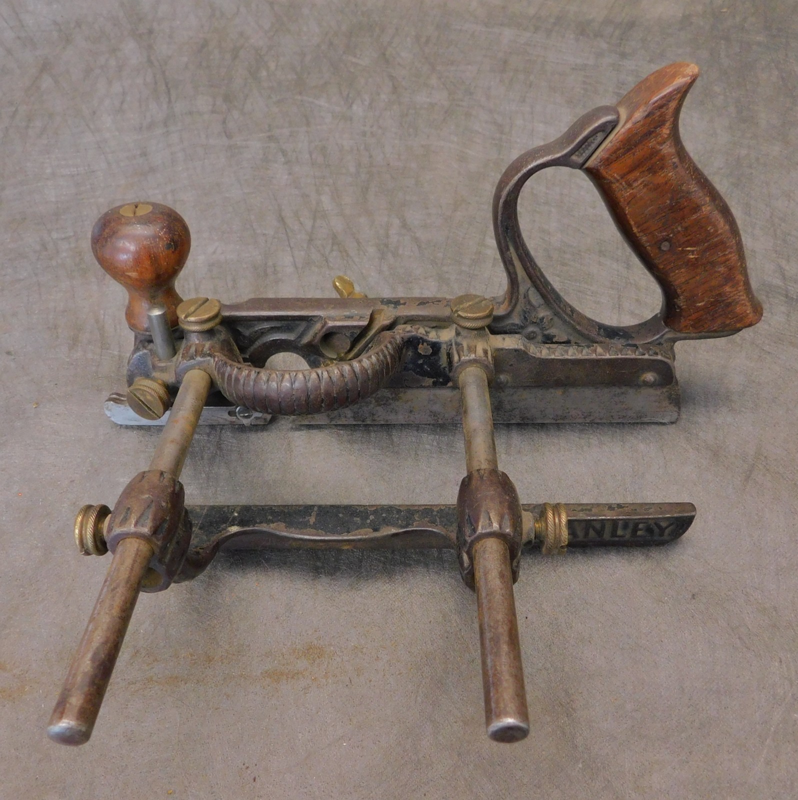 Stanley No. 45 Plow & Bead Plane w/ 16 Cutters Antique Carpenter Tool