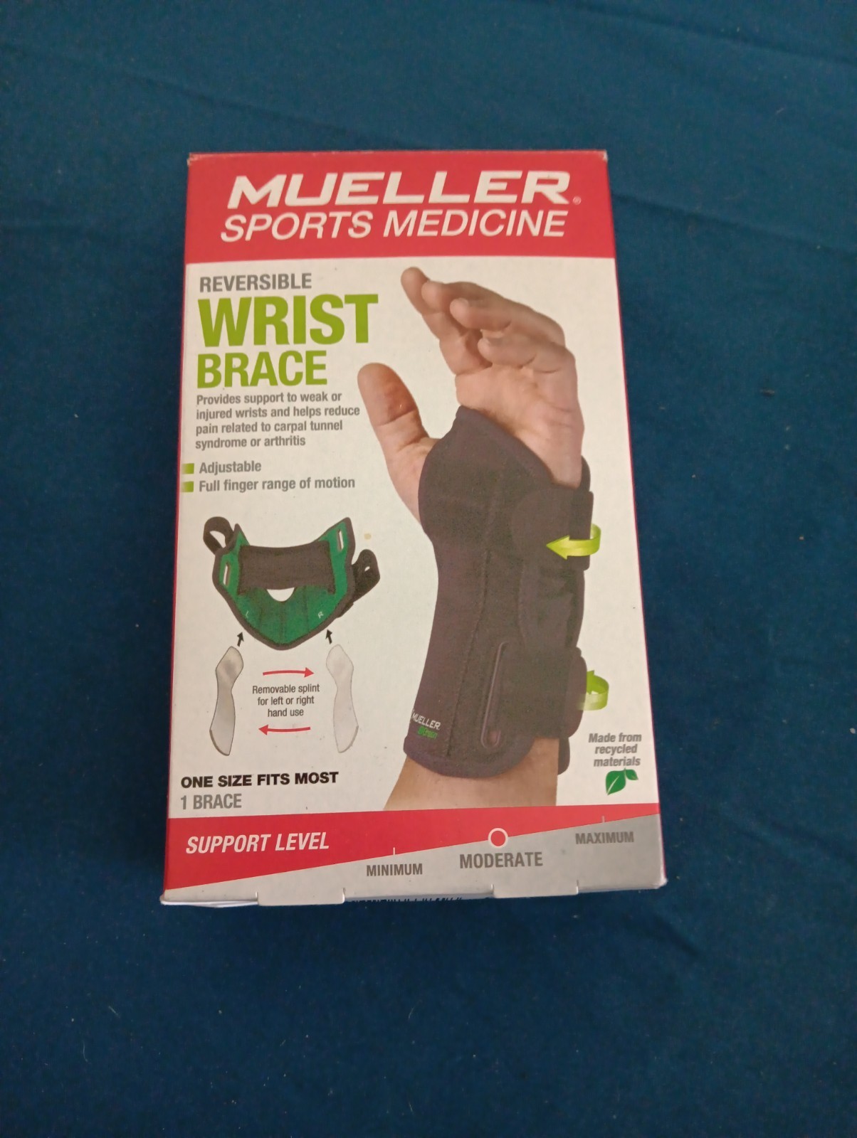 MUELLER Sports Medicine Reversible Green Wrist Brace for Men Women (C095)