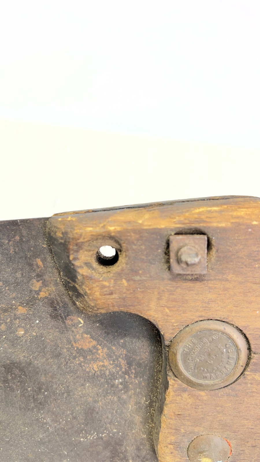 Vintage Simonds Saw Mfg Co 24″ Hand Saw Antique Woodworking Tool Medallion USA