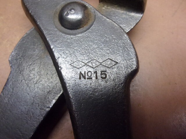 Vintage UTICA No. 15 End Nipper Pliers 10 3/4″ long w/Diamond Logo Nice & Solid!