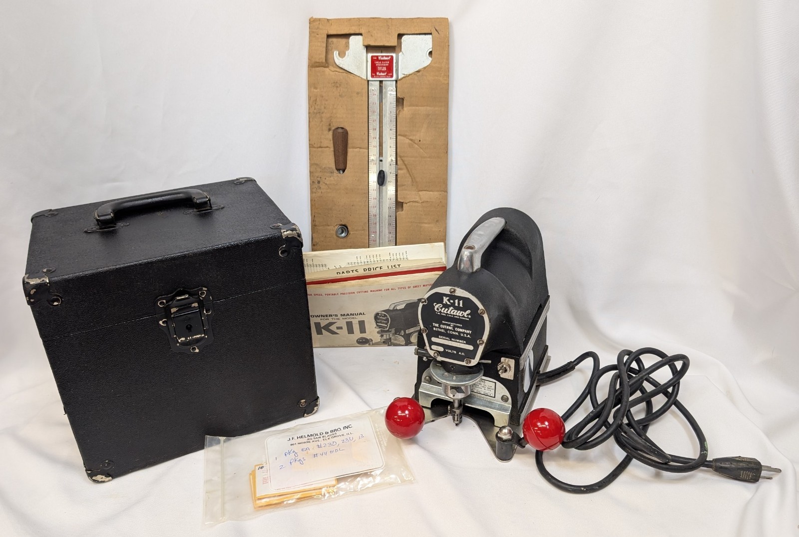 Cutawl K-11 Precision 360° Adjustable Head Jigsaw Sign Making w/ Circle Tool