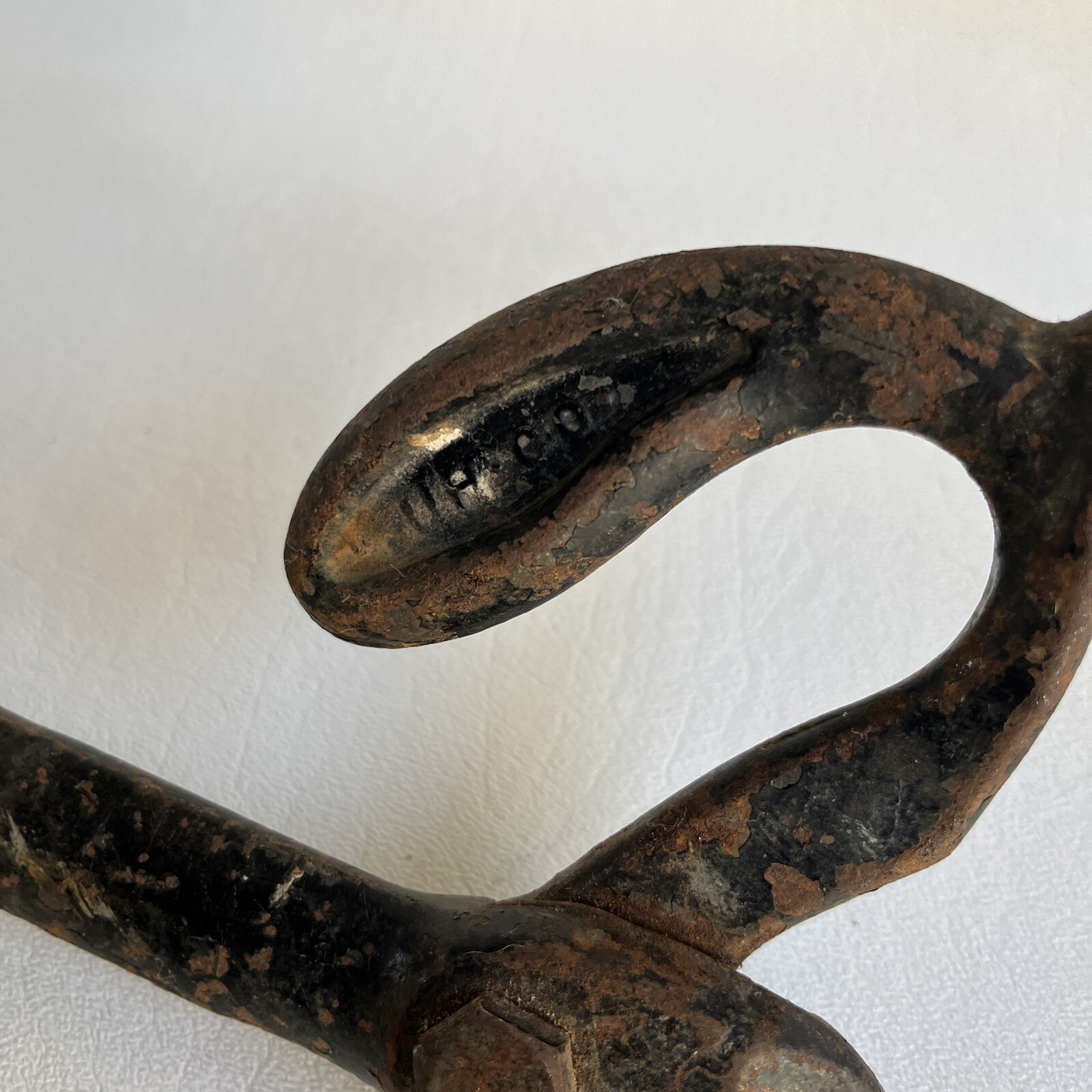 Vintage – CYCLOPS Nail Puller – 18” – USA made by UNION HARDWARE