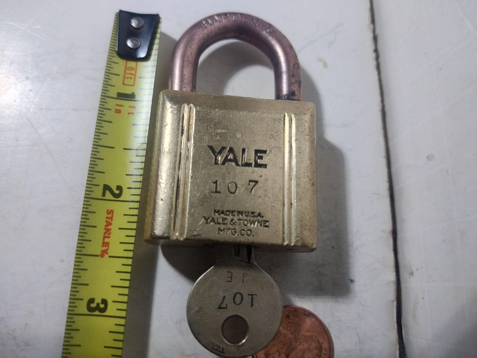 Antique Yale 107 Brass Padlock w Key 1920-1950