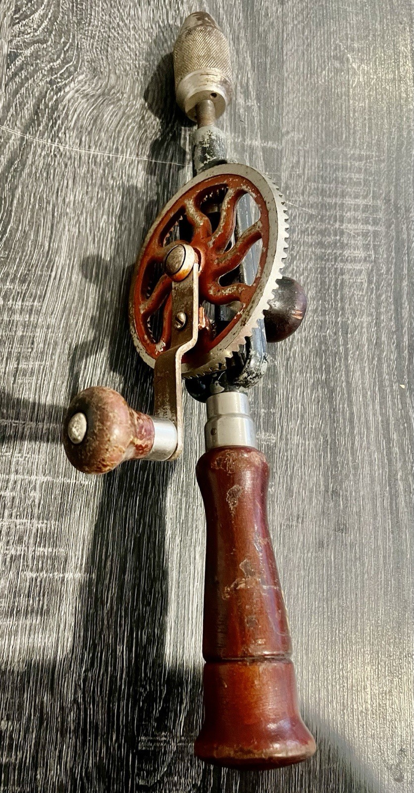 FINE MILLERS FALLS 2A ANTIQUE / VINTAGE EGG BEATER /HAND DRILL – USA