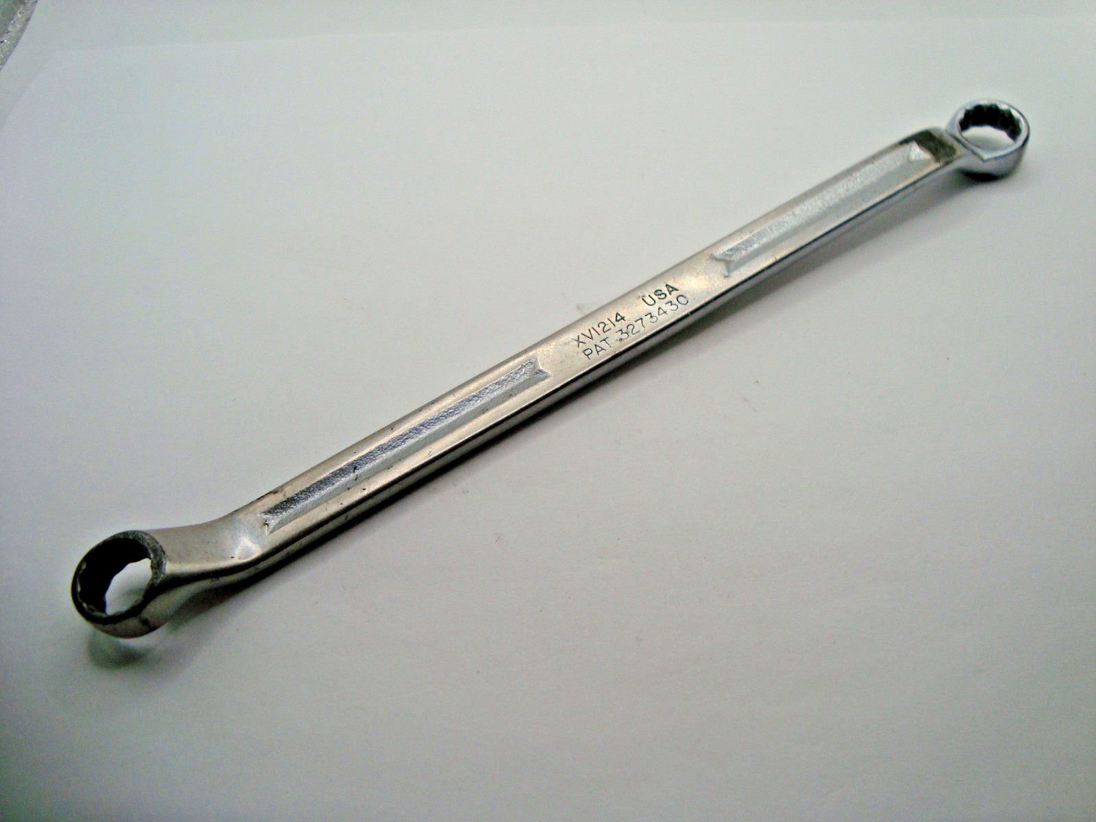 SNAP ON XV1214 3/8″ x 7/16″ OFFSET BOX END WRENCH / 12 POINT / 7-3/4″ LONG / USA