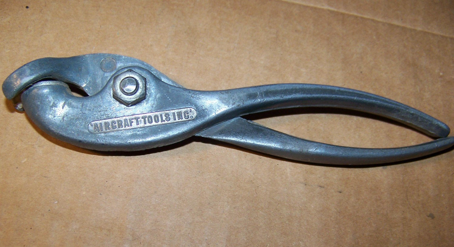 Vintage Aircraft Tool Inc. – Aeroloy #6 Wedgelock Fasteners / Pliers – 6½”