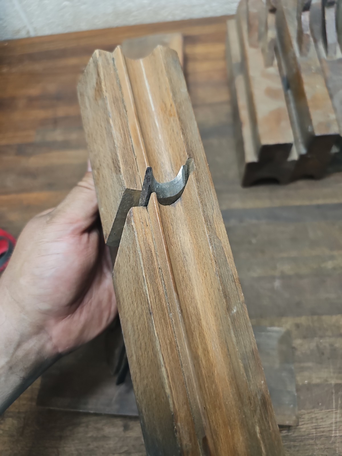 P85- 10 Antique Wood Molding Planes