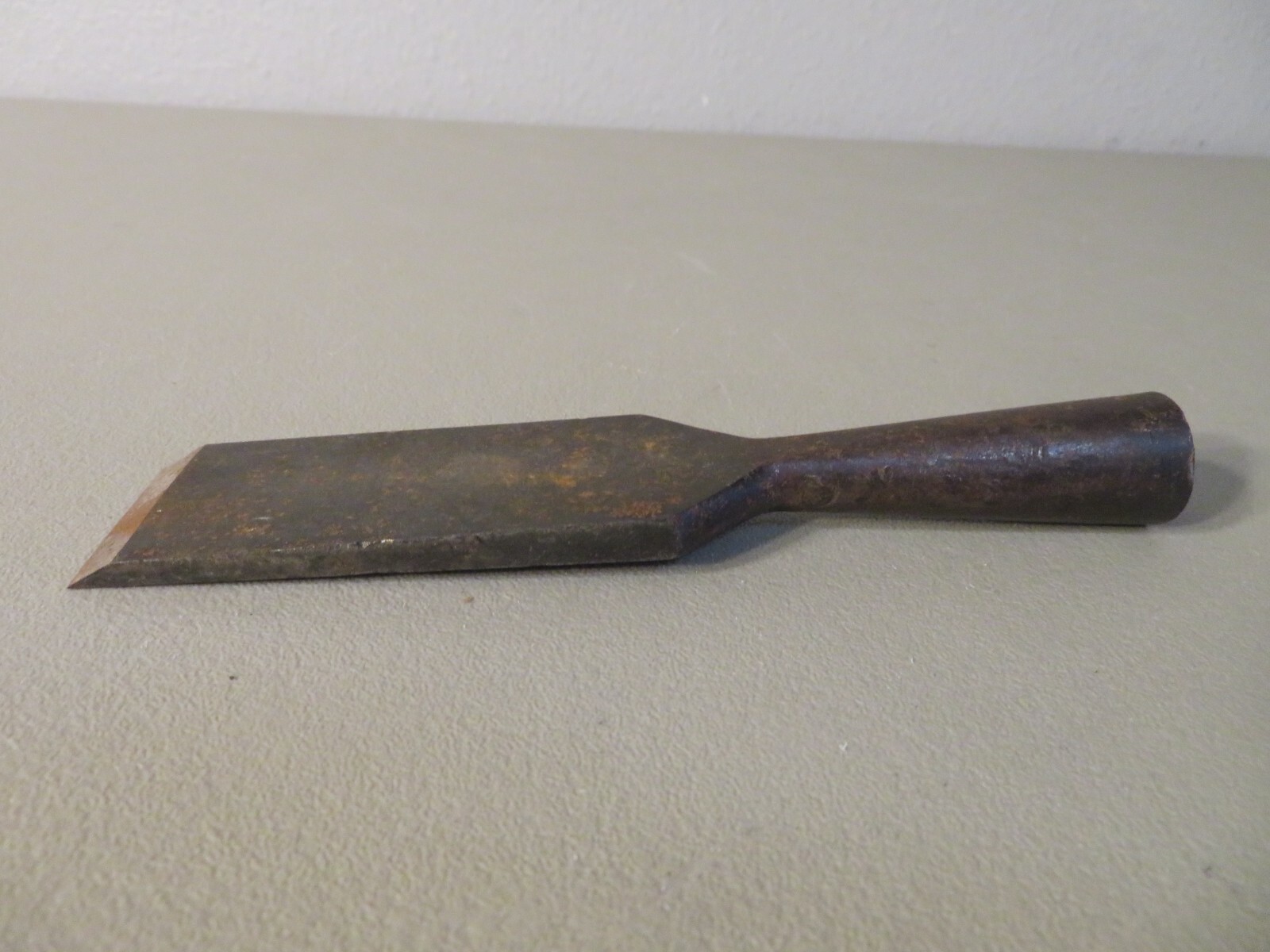 Vintage Buck Brothers Cast Steel 1.5″ Wide Chisel Stag Head Woodworker Carpenter