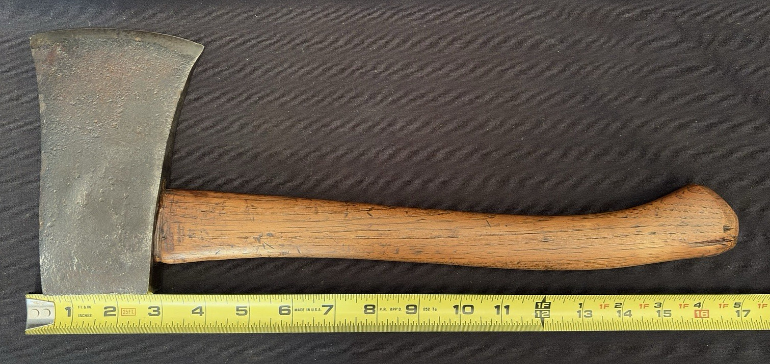 Large Heavy-Duty 26 oz Single Bit 16 1/2″ Unmarked Camp Axe/Hatchet Worth-a-Look