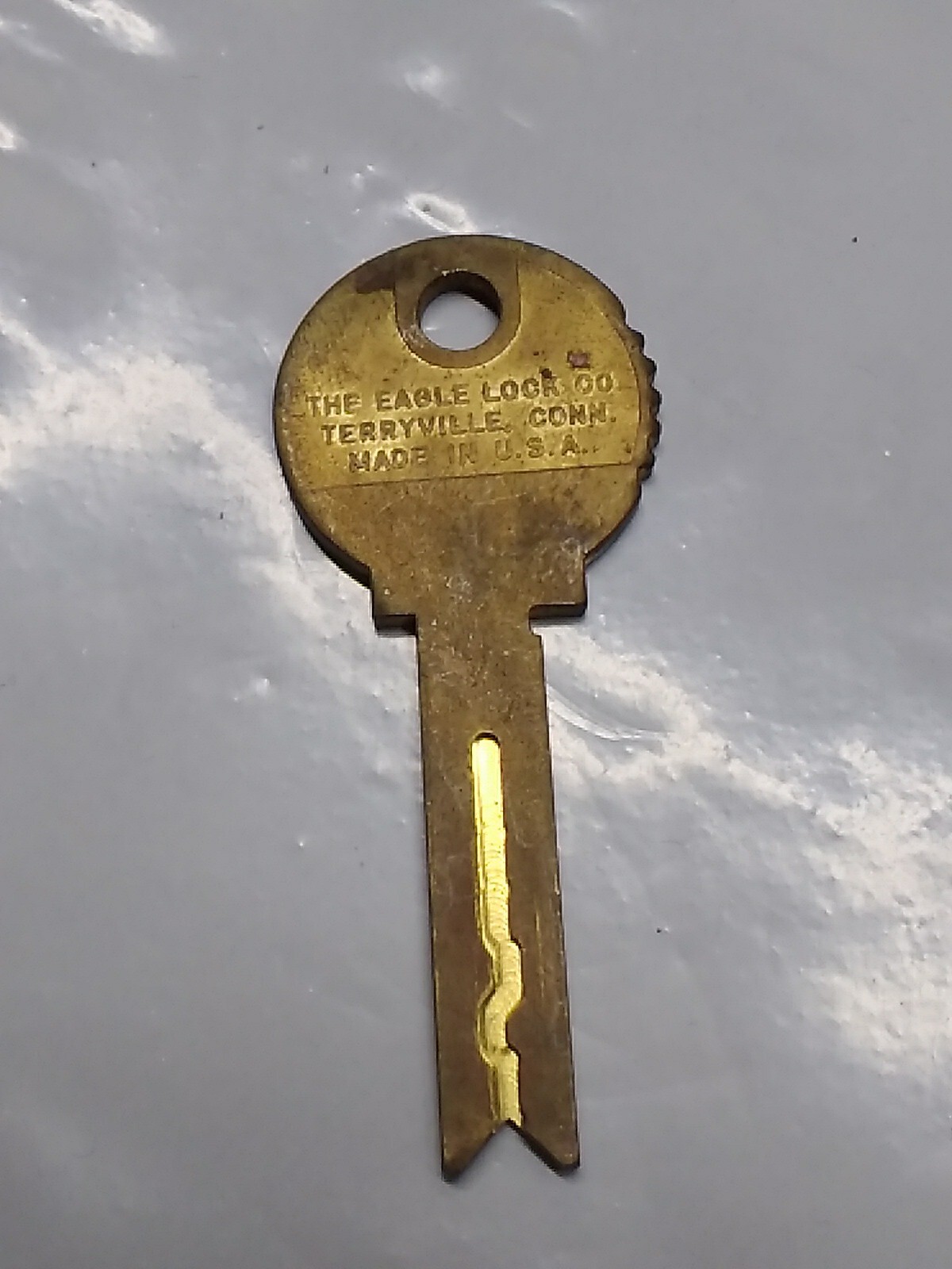 Bell Lock Key Antique Slot Machine Jukebox Penny Arcade # D2B130 D2B 130 MILLS