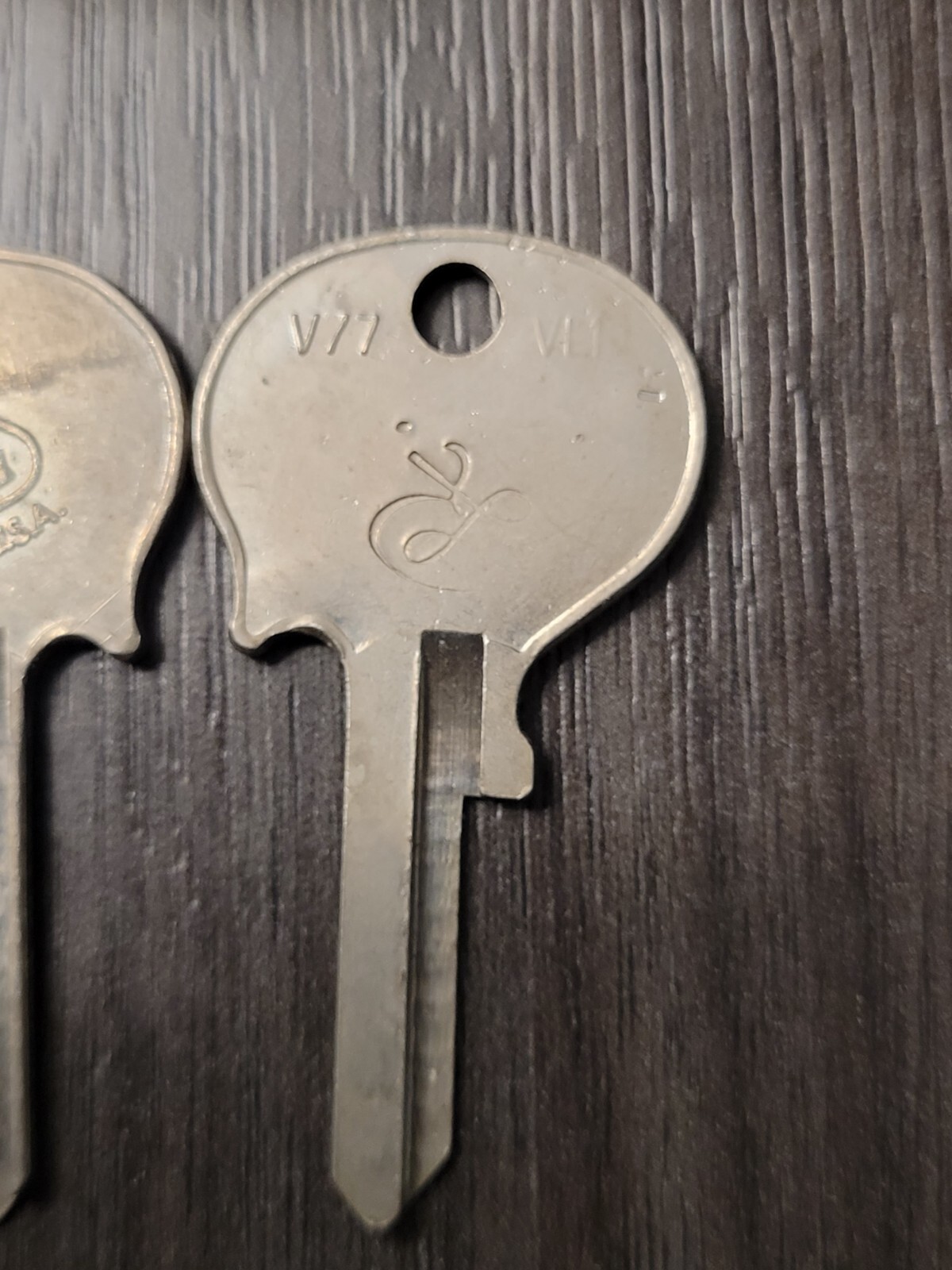 3 DL Brand Key Blanks for Volvo V06 V77, VL1, NE6, NE10