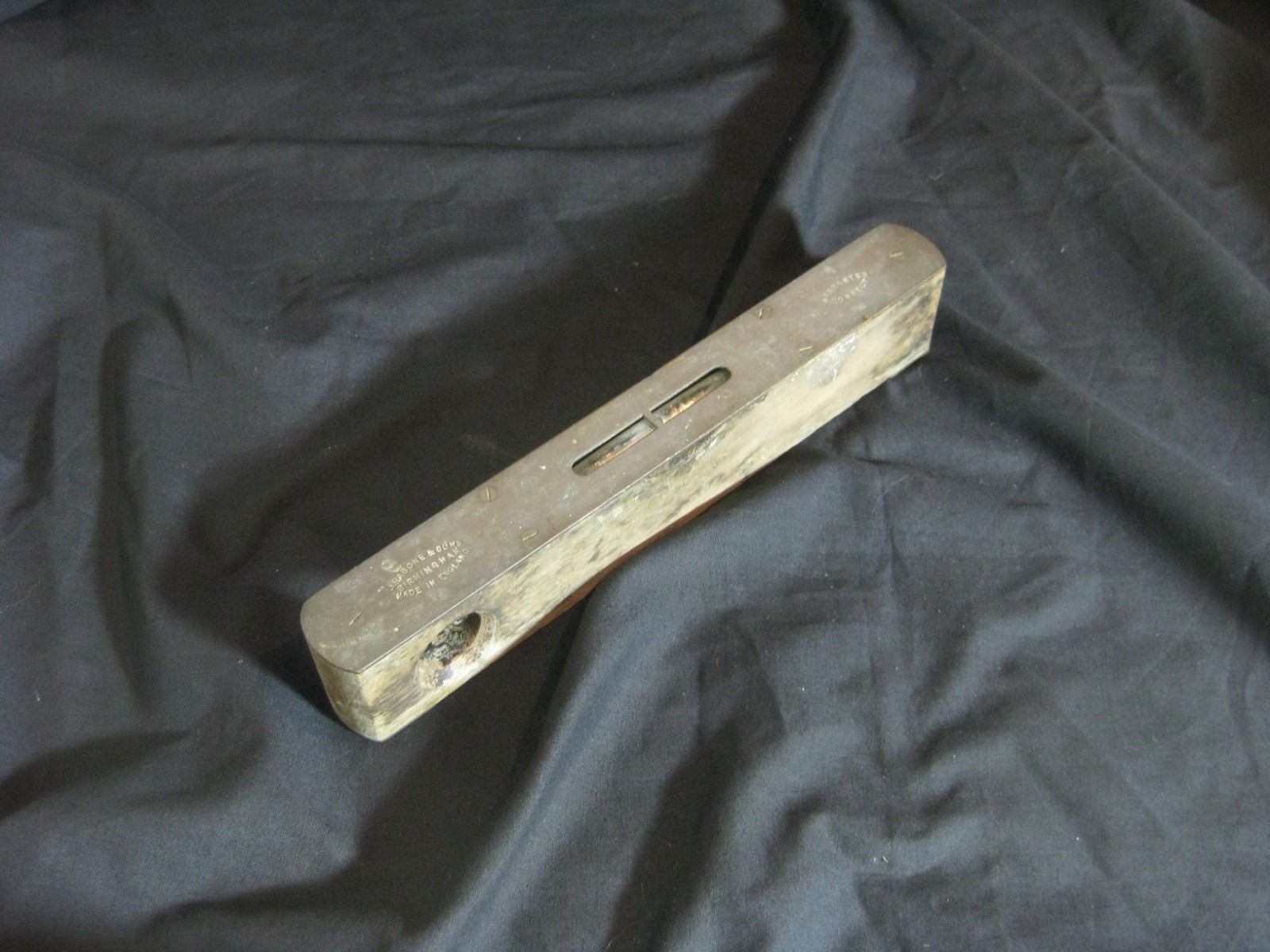 J. Rabone & Sons Ltd Brass and Wood spirit level c 1900’s