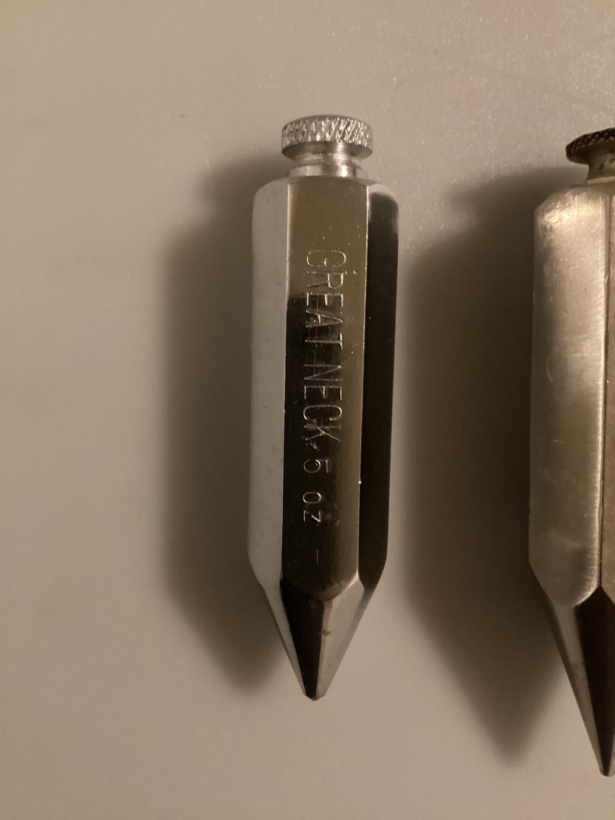 LOT OF SIX PLUMB BOBS GREAT NECK, HANSON, OTHERS UNMARKED, ONE BRASS