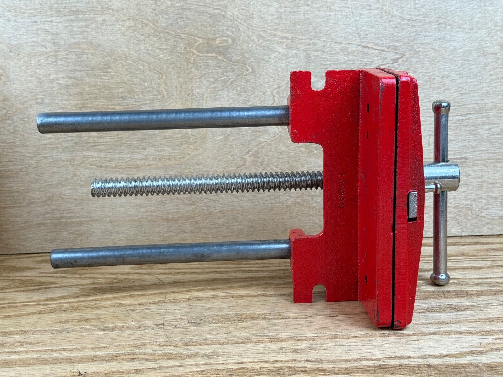 Vintage Brink & Cotton Woodworker’s Red Vise Clamp # 178 8″ Original Box