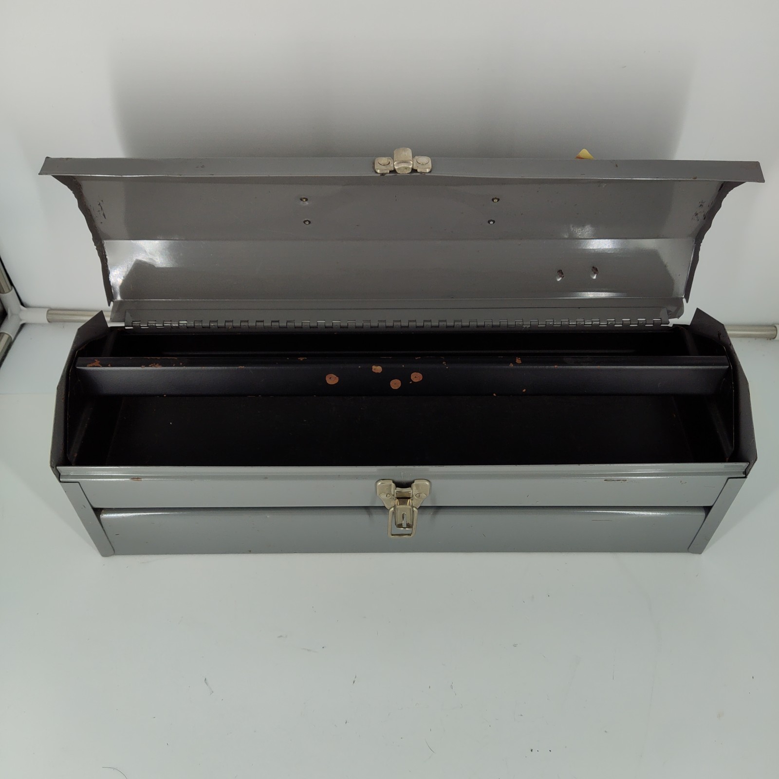 Vermont American #1900 Gray 19″ Tool Box Hip Roof Tombstone Vtg * READ* W Tray