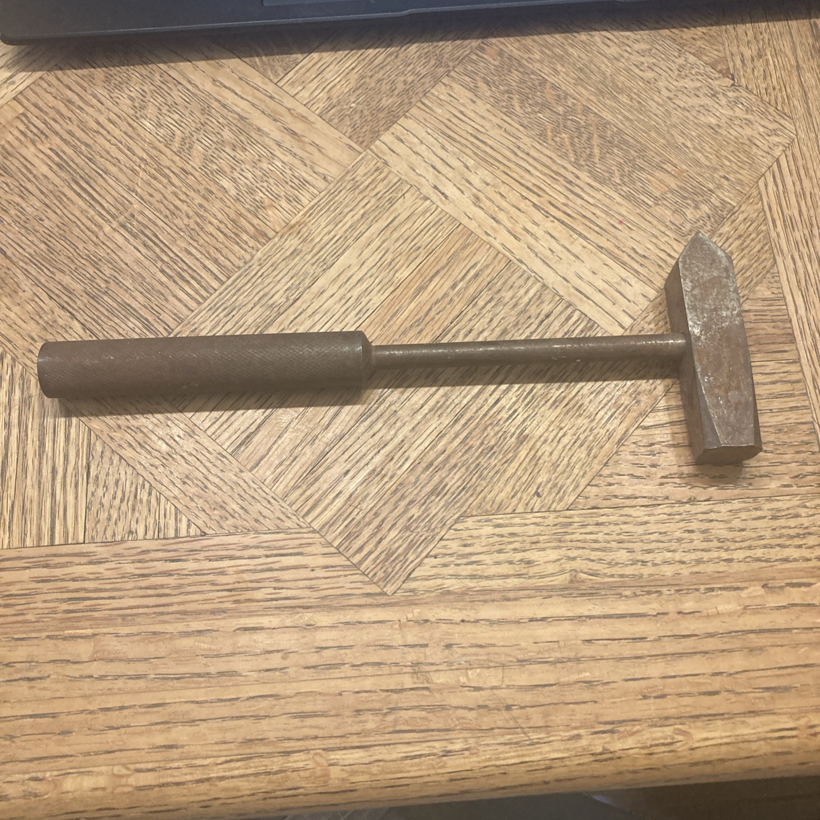 Vintage Unbranded All Iron Straight Peen Hammer 1LB 1.3OZ 9.25 inches