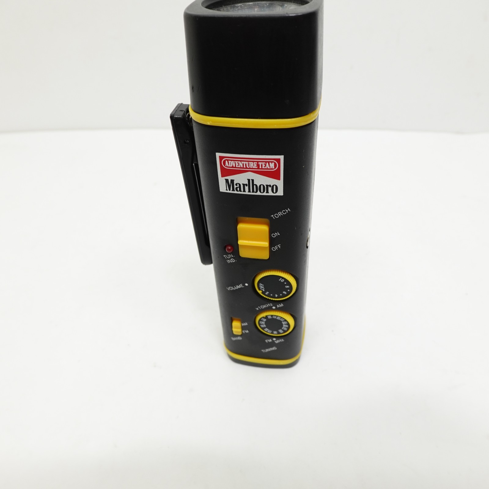 Vtg Marlboro Adventure Team Promo Flashlight AM/FM Radio 6.5” Compact Travel