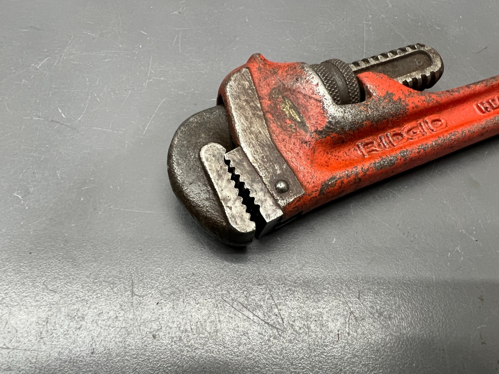 (u) VINTAGE RIDGID RIDGE TOOL ELYRIA OH 8″ HEAVY DUTY PIPE WRENCH – MADE IN USA