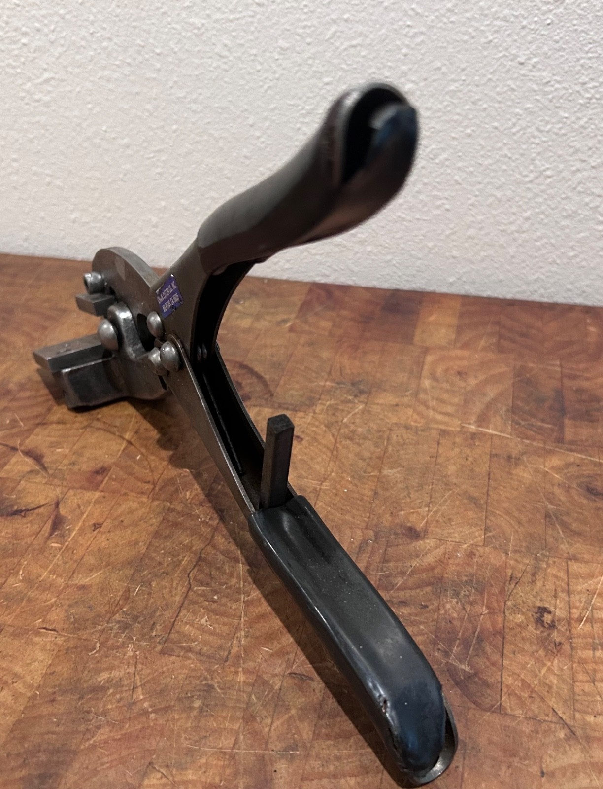 Crain Cutter 851 Metal Mitre Tool