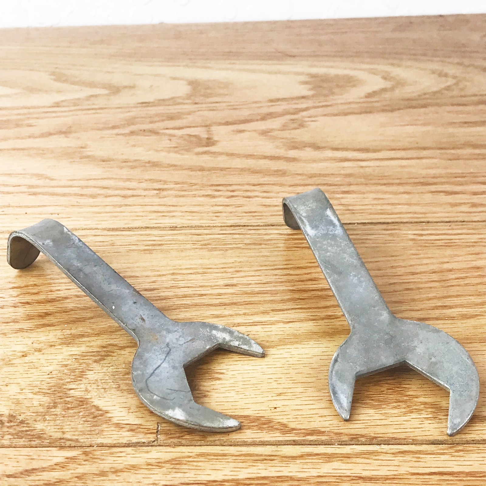 Vintage Bonney(?) Service Wrench Set of 2 Right Left 1 1/4″ opening low profile