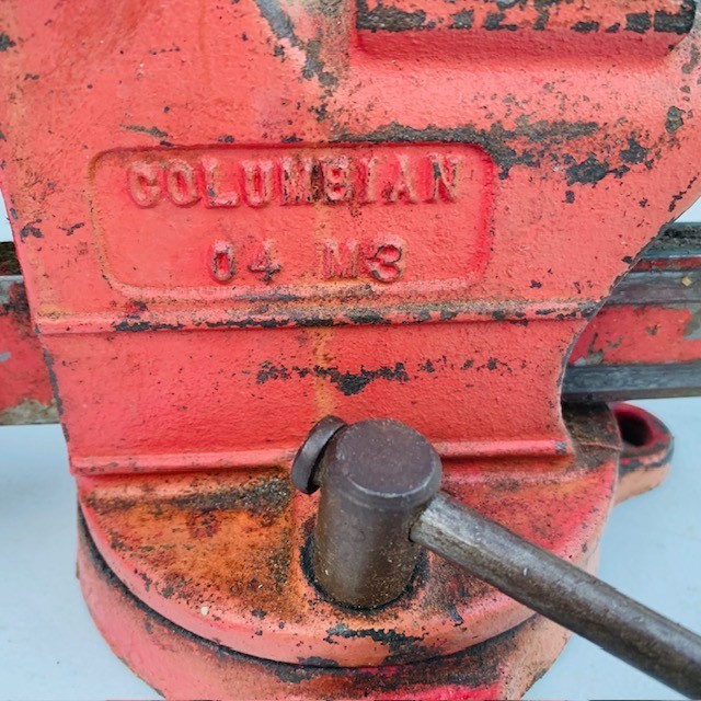Vintage COLUMBIAN 04 M3 Swivel Base Bench Vise W/Pipe Jaws/Anvil USA Made
