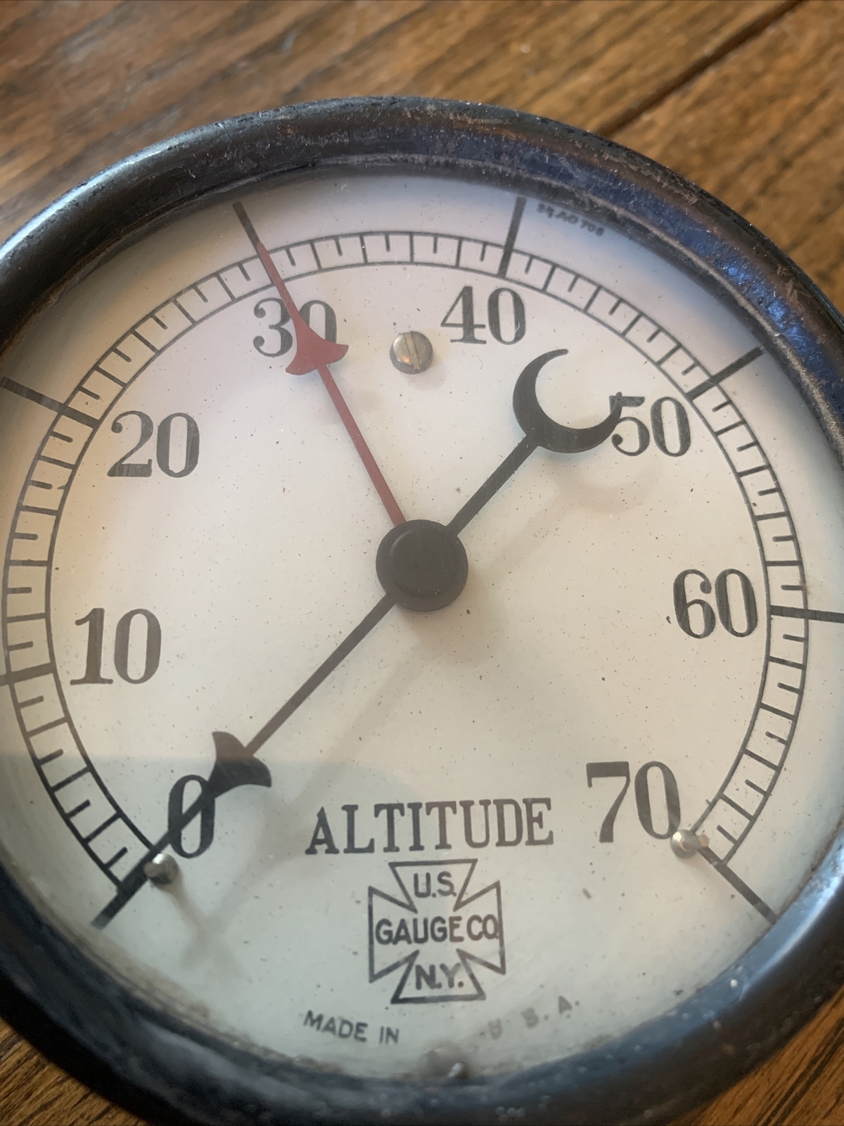 US Gauge Company Altitude Gauge