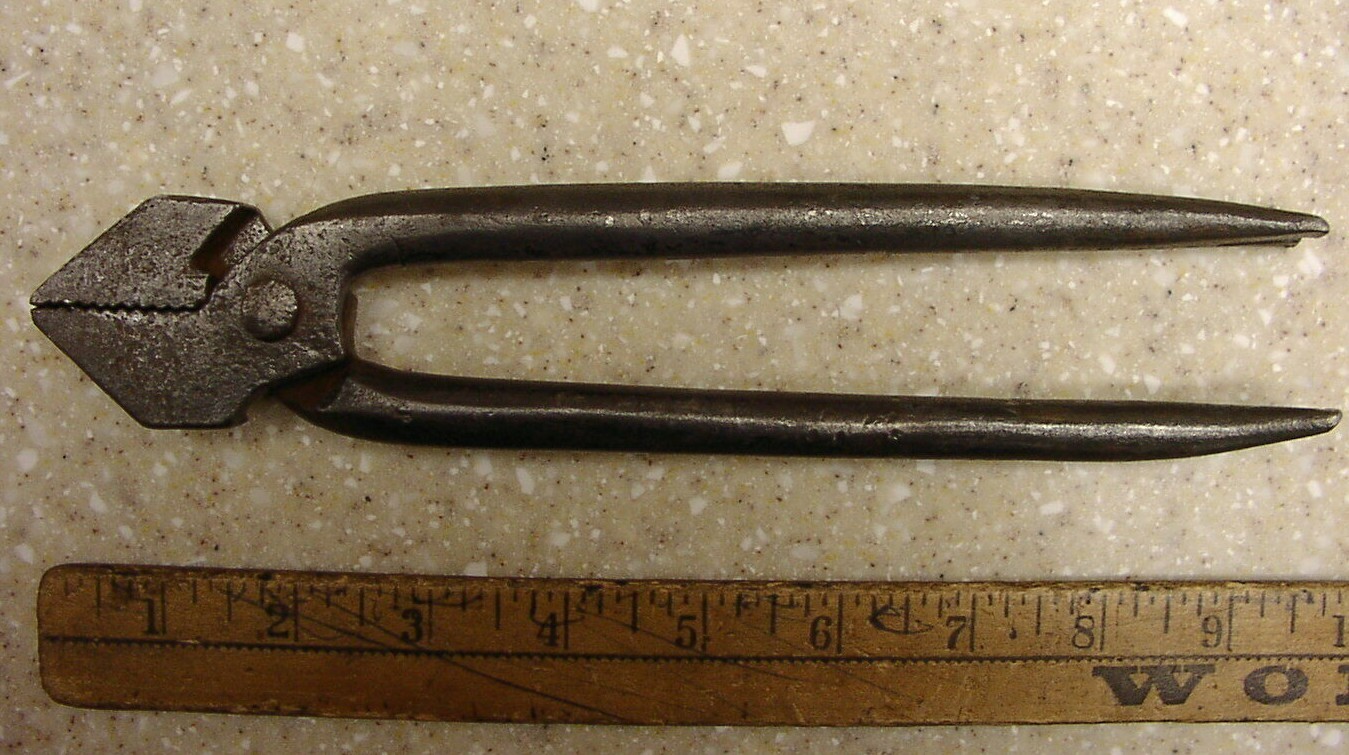 Vintage Farriers Pliers,9-3/16″,1lb.1.3oz., With Claw End Handles