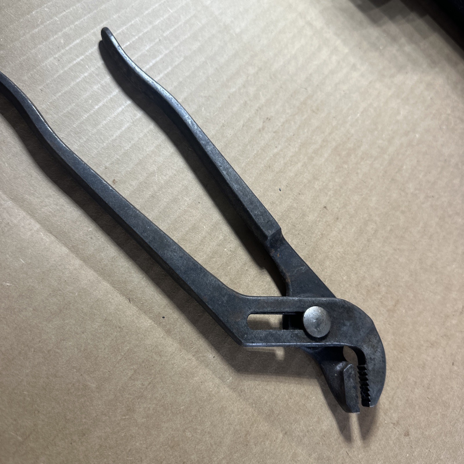 Vintage Blackhawk PT-1250 Tongue & Groove Rib Lock Pliers 10″ Made In USA