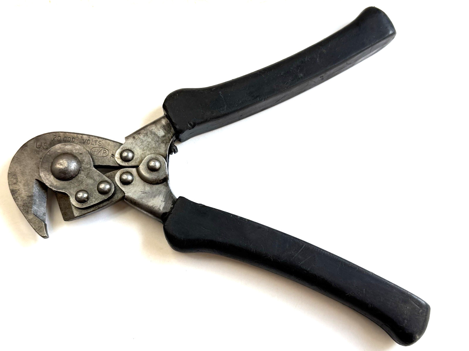 Vintage US HKP BARB WIRE CUTTERS stamped 20000 Volts