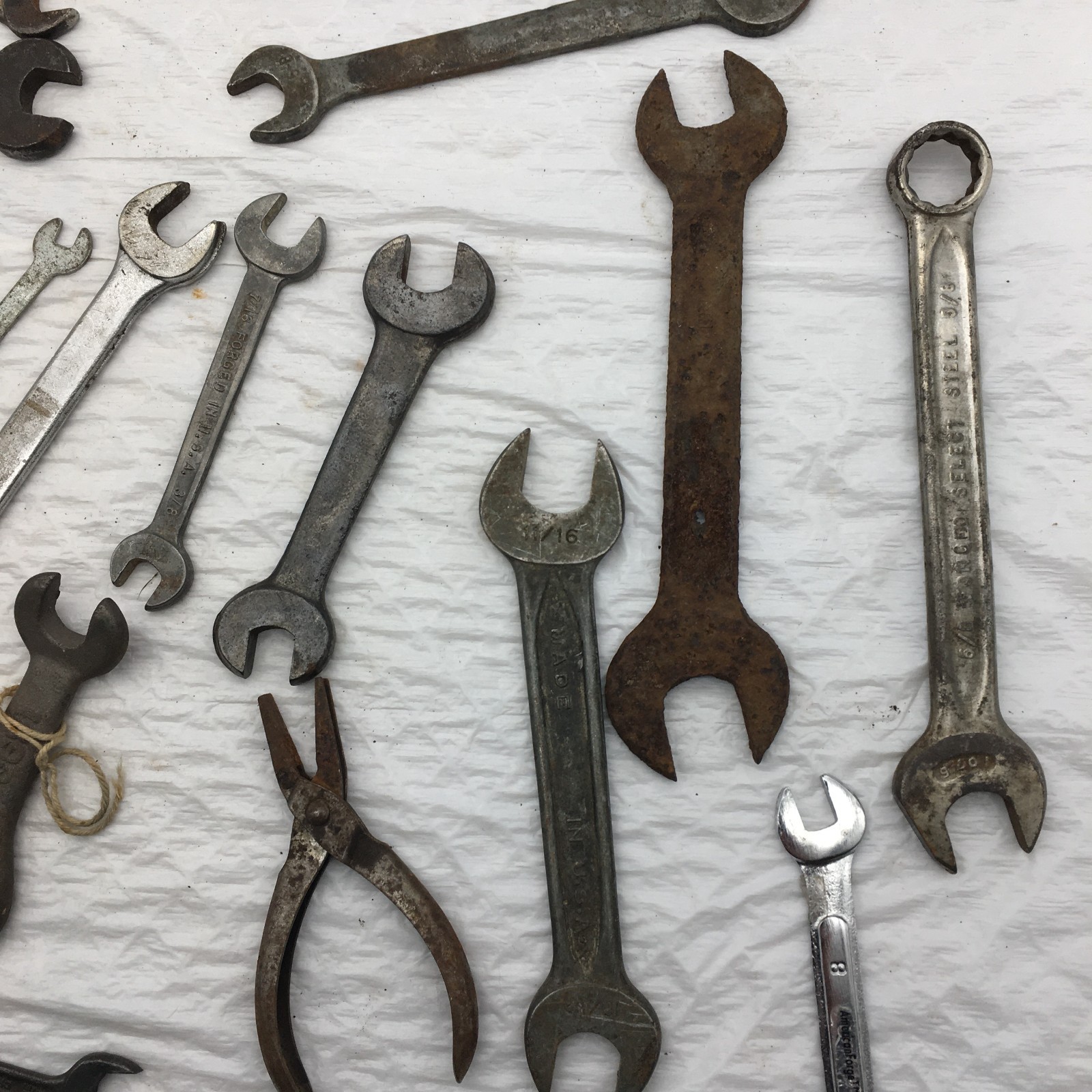 5 Pounds Of Vintage Tools For Use, Decoration, Crafts 26 Tools