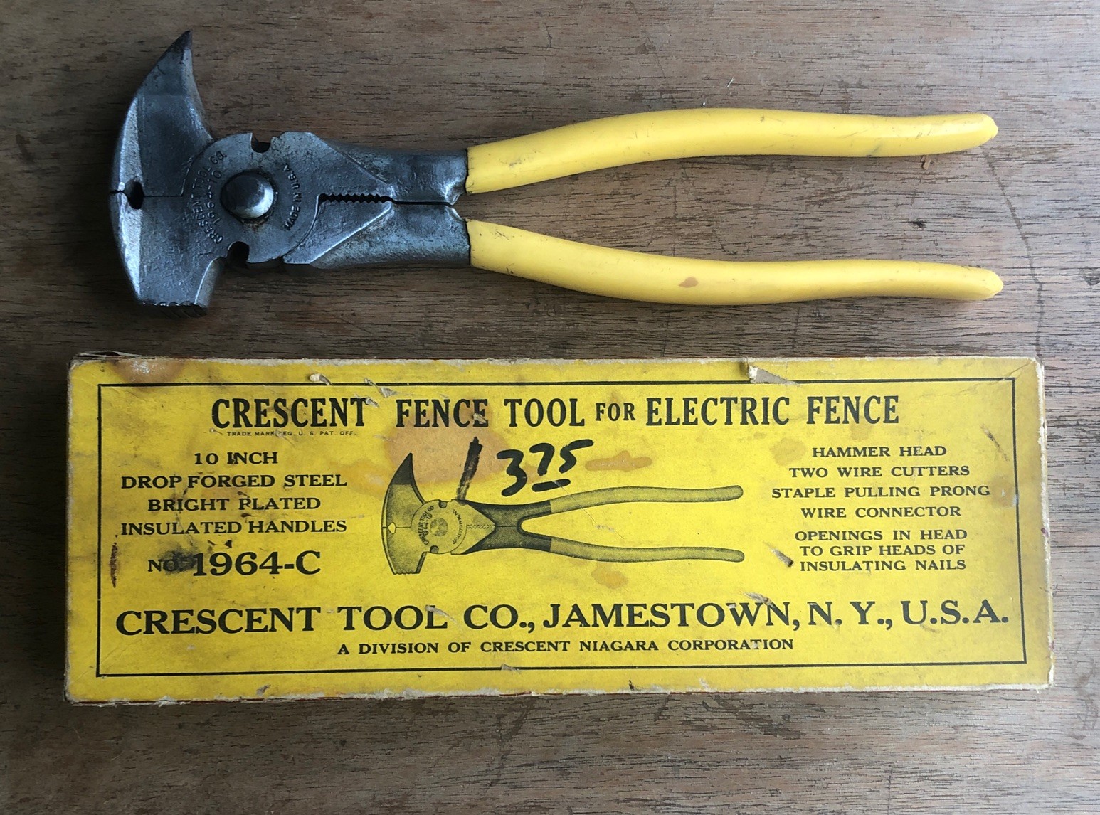 VINTAGE CRESCENT FENCE TOOL FOR ELECTRIC FENCE No. 1964-10 IN ORIGINAL BOX USA