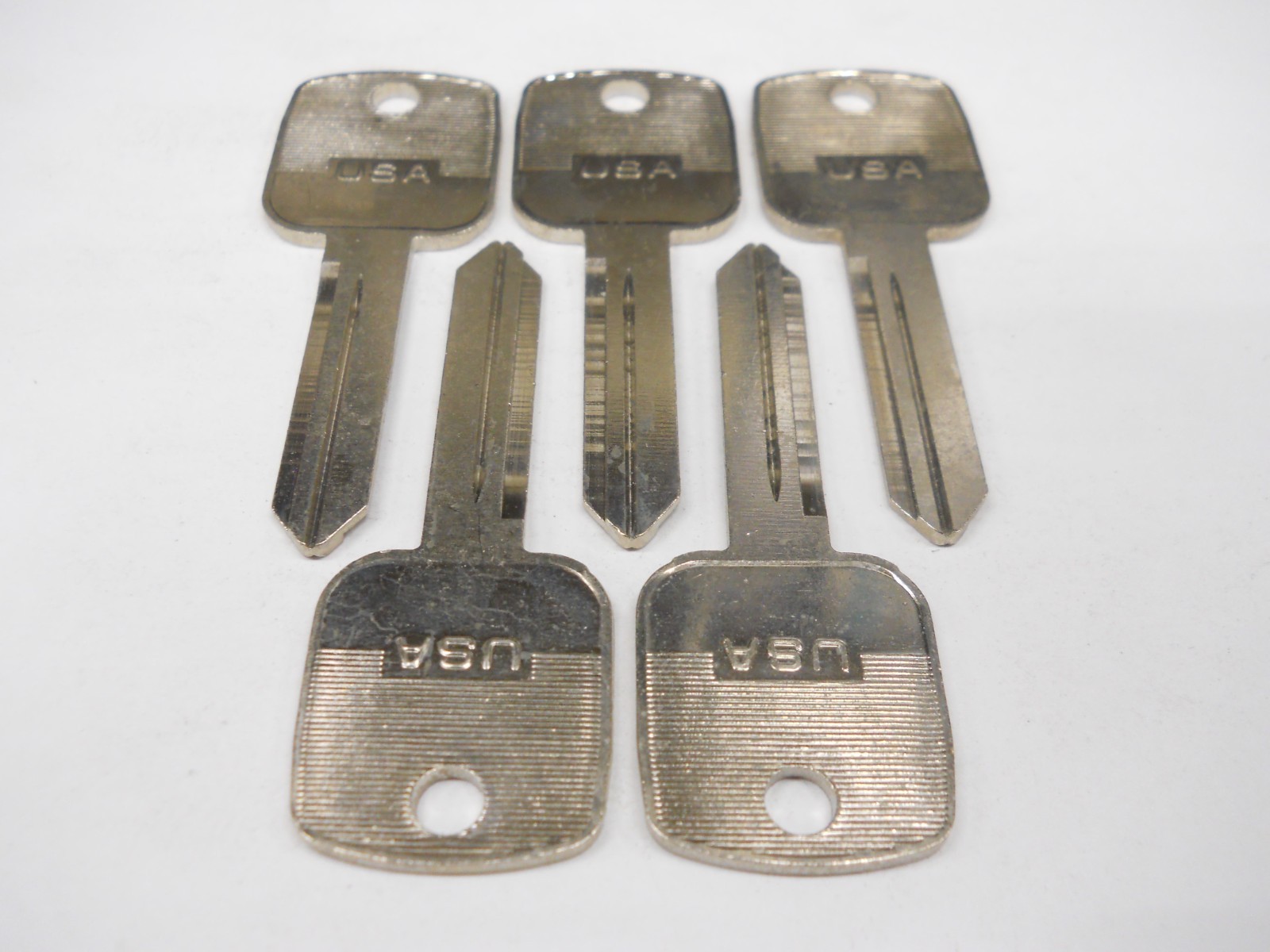 Cole B76 Key Blank Fits GM Saturn P1100 Lot of 5