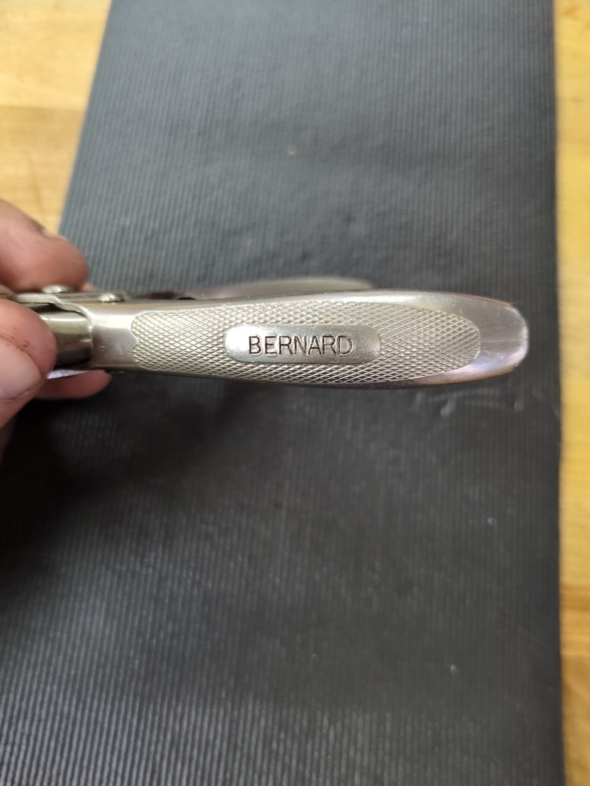 Vintage No. 190 Bernard Triumph 5-1/2” Eyelet Punch Riveting Pliers USA