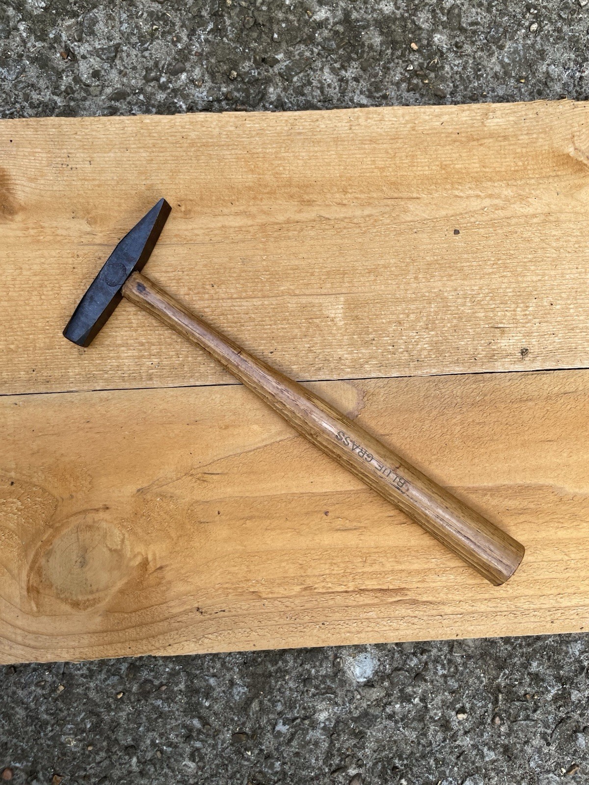 Vintage BELKNAP – BLUEGRASS Small Hammer Tack Peen Hammer Blue Grass