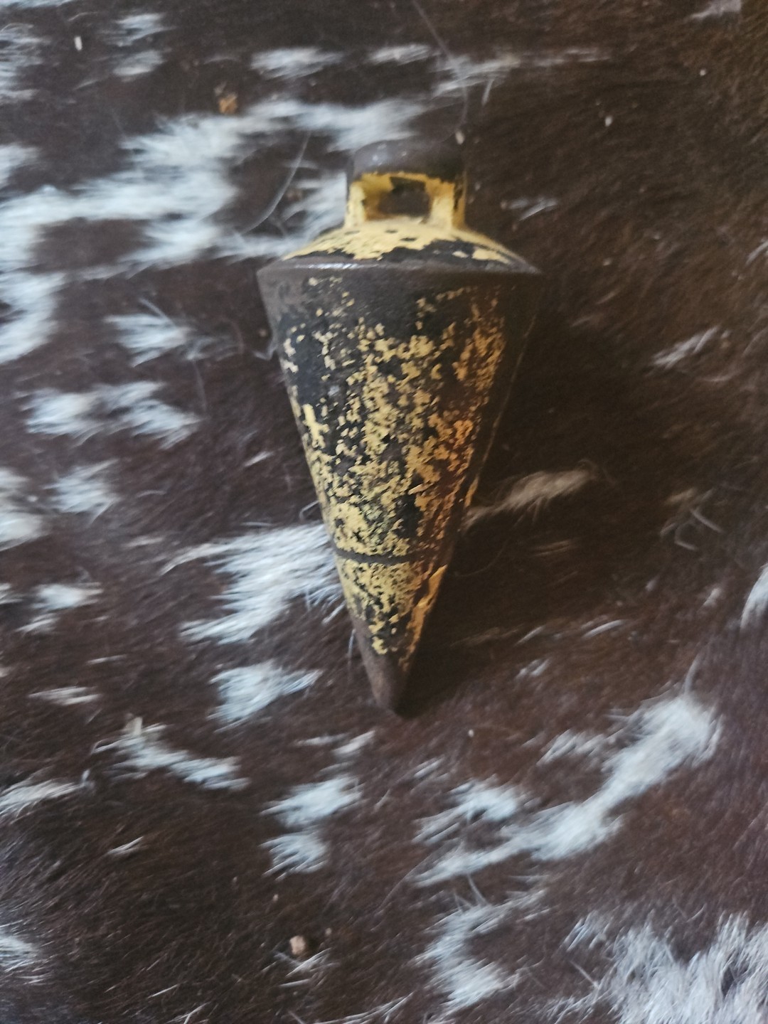 Vintage plumb bob 12 oz. Steel. Unbranded. 3.5″ long 1-3/4″ wide