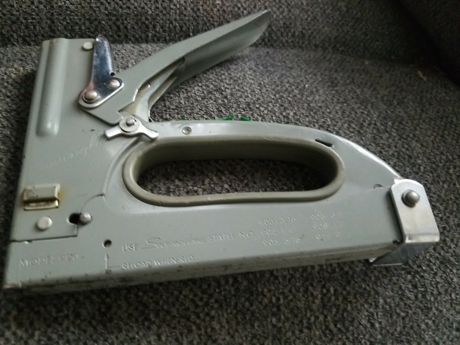 Vintage SWINGLINE Heavy-Duty Staple Gun Kit Original Case with Staples #900/5